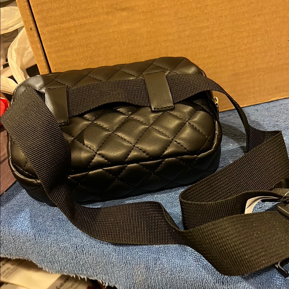 DKNY Black Quilted Belt Bag - Picture 5 of 7